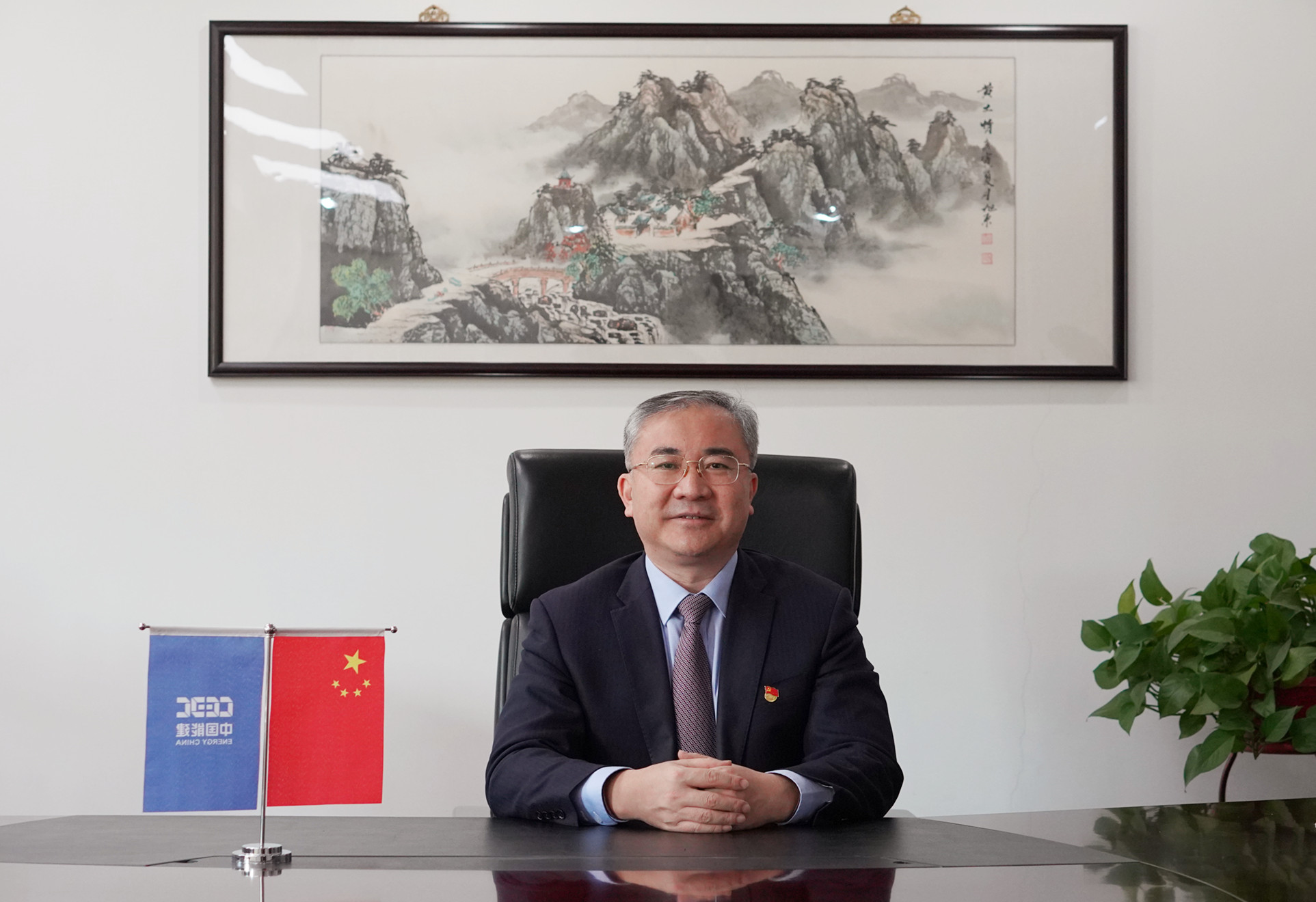 魏刚.jpg 魏刚.jpg